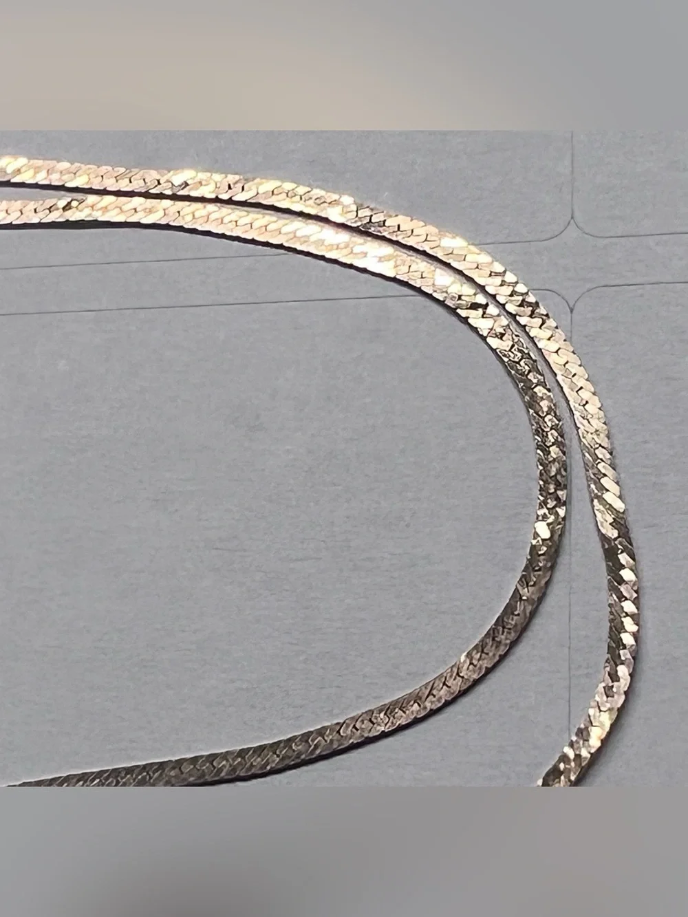30” 14K 8.3g yellow gold ITALY chain necklace late 70s vintage HERRINGBONE flat